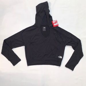 NWT The North Face crop hoodie M